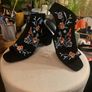 Women Floral Embroidered Peep Toe Chunky Heeled Image 3
