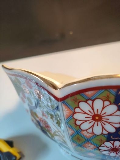 9" Vintage Japanese Armani Lotus Flower Vase