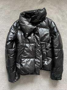 Black puff winter jacket S