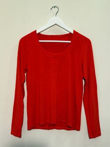 Carraig Donn Red Long Sleeve Top Size S!