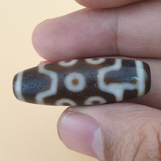 7 Eyes Beautiful Himalayan Tibetan Agate Bead Amulet