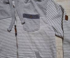 Mens hoodie, size Medium.