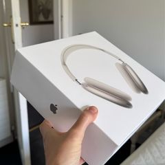 Apple AirPods Max