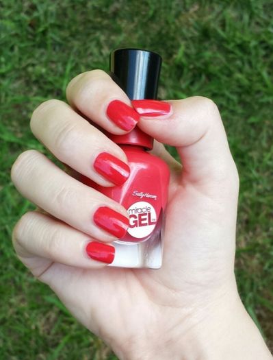 Sally Hansen Miracle Gel Polish - New