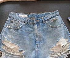Zara denim shorts pristine condition