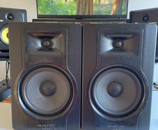 M-Audio BX8 D3 Studio Monitors