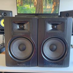 M-Audio BX8 D3 Studio Monitors