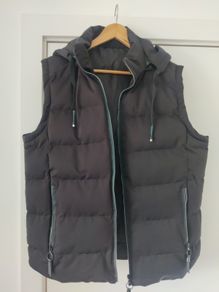 Mens Gilet with Removable Hood, Size L