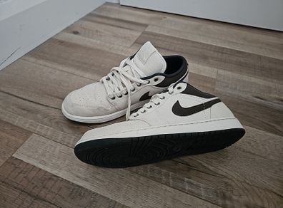 Air Jordan 1 Low Premium Beige