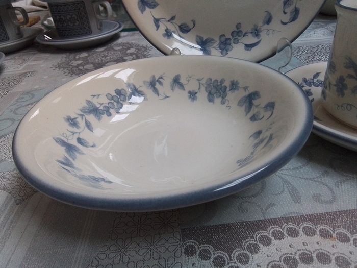 Four Piece Breakfast Set Bilton's