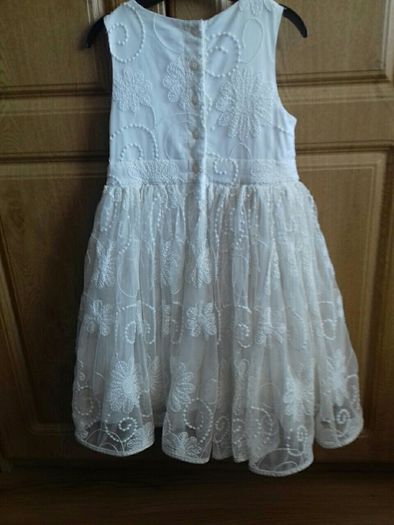 Girls age 4/5 dress