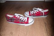Dunlop Red Tartan Low-Top Canvas Sneakers Plimsolls Size UK 4