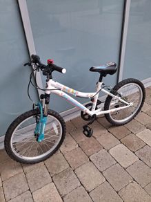 Girls bike 20"