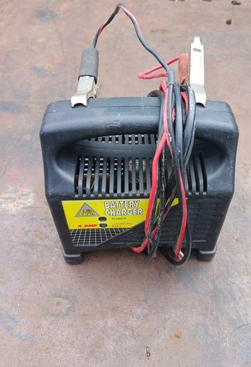 12 Volt Battery Charger