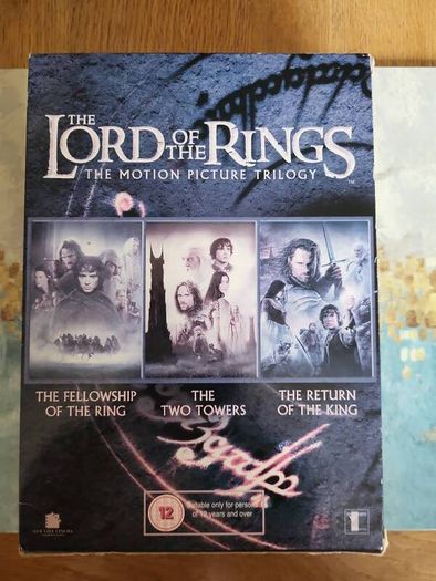 The Lord of the Rings The Motion Picture Trilogy DVD Box Set