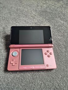 Pink nintendo 3ds