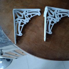bathroom brackets for cistern.