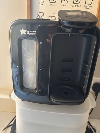 electric steriliser and bottle prep machine