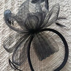 Black feather fascinator