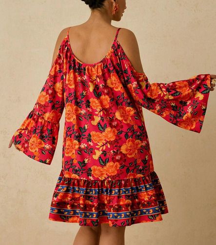 BNWT Stunning Floral Dress size 20 - excellent for any event