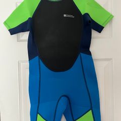 Mountain warehouse wetsuit 9-10yrs