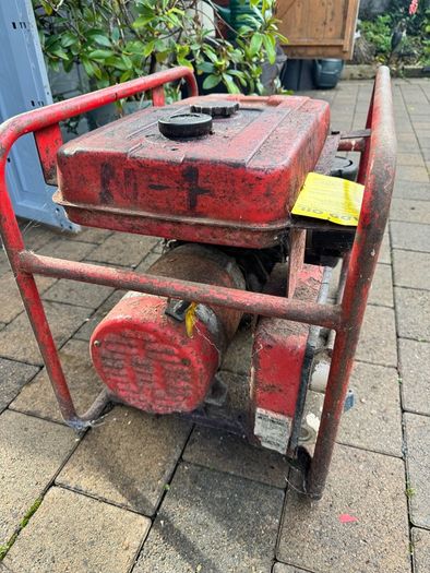 Makita petrol generator