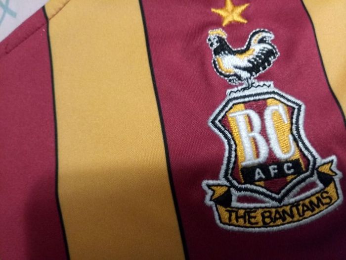 2019-20 Bradford City Avec Home Jersey Size L Adult