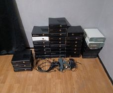 Selling a bundle of Xbox consoles.