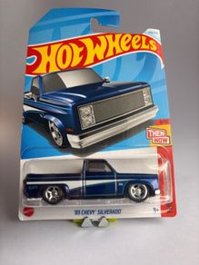 Hot wheels Hot wheels 83 CHEVY SILVERADO sth and main line