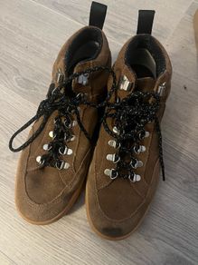 Veja brown Runners