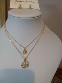 Gold Plated Crystal Pendant & Earrings Set