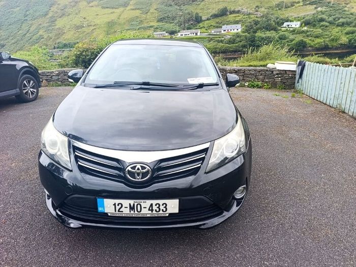 Toyota Avensis 2012
