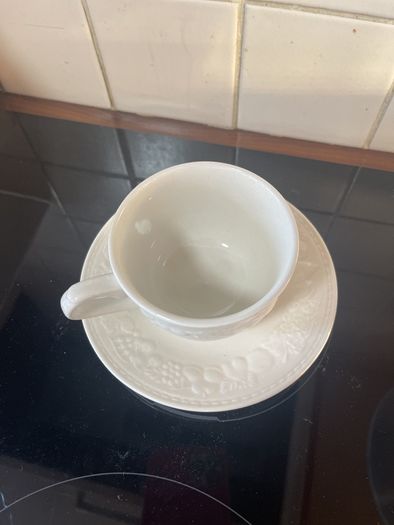 cups and saucers set of 6