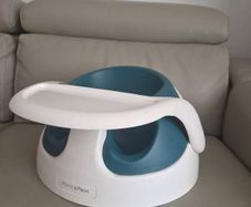 Baby floor seat