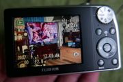 Fujifilm FinePix F Series F40fd 8.3 MP Digital Camera w/ Battery &amp; Charger