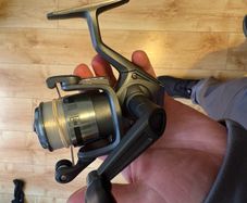 fishing reel new condition spinning or others lake river trout coarse