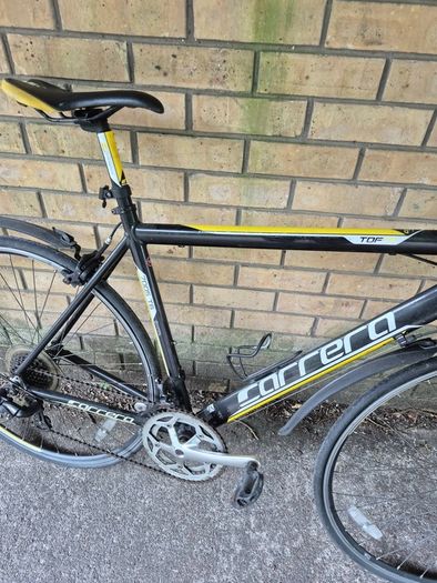 carrera road bike