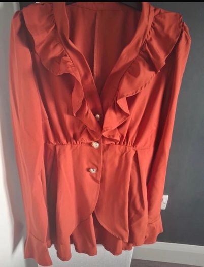 Ladies Blouse Brand New Size L..
