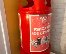 Retro HB commercial bin