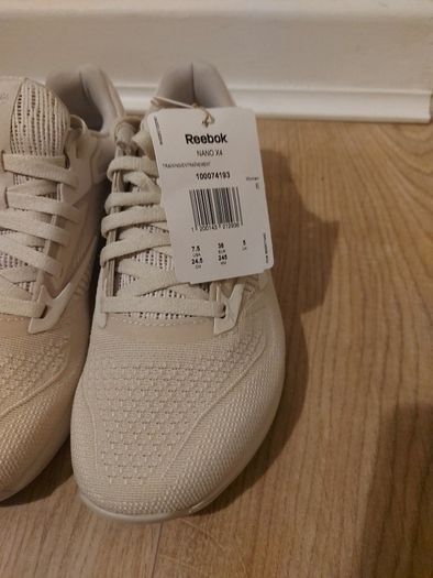 New with tags RRP 120 Eur Ladies Woman Trainers Shoes size 5 UK Nano X4 biege White sneakers