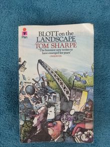 Blott On The Landscape - Tom Sharpe