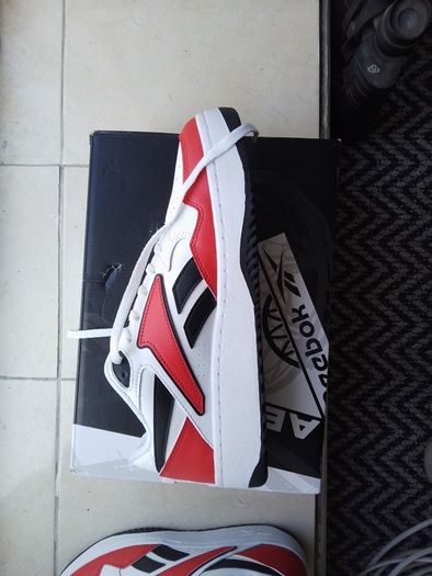 Reebok ATR chill 9.5uk