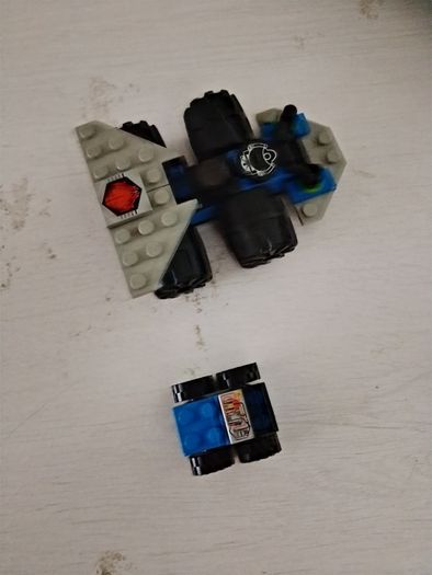 Lego classic space UFO Alien Avenger set 6975