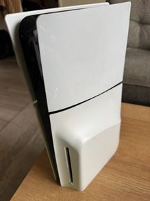 ps5 slim disc 1tb and gaming monitor