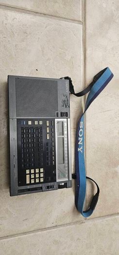 Vintage Shortwave/AM/FM/AIR Radio