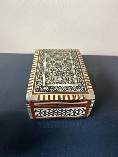 Inlaid wooden box