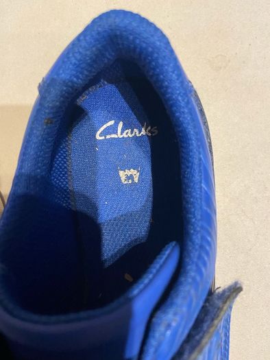 Kids Clarks shoes runners casual size 13 genuine leather