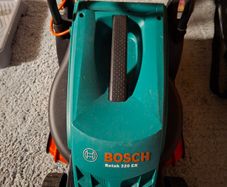 Lawnmower