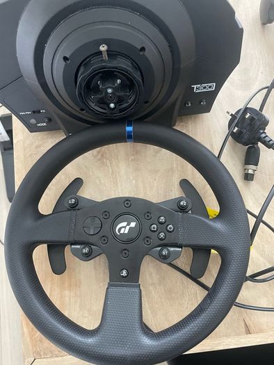 thrustmaster t300
