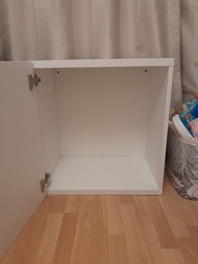 Ikea Besta cabinet with door 60cm x 60cm